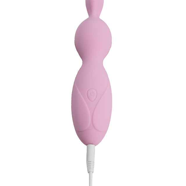 Rechargeable clit vibrator with 12 vibration patterns complete with storage pouch and USB cable, which can be easily inserted through the silicone in the base of the toy